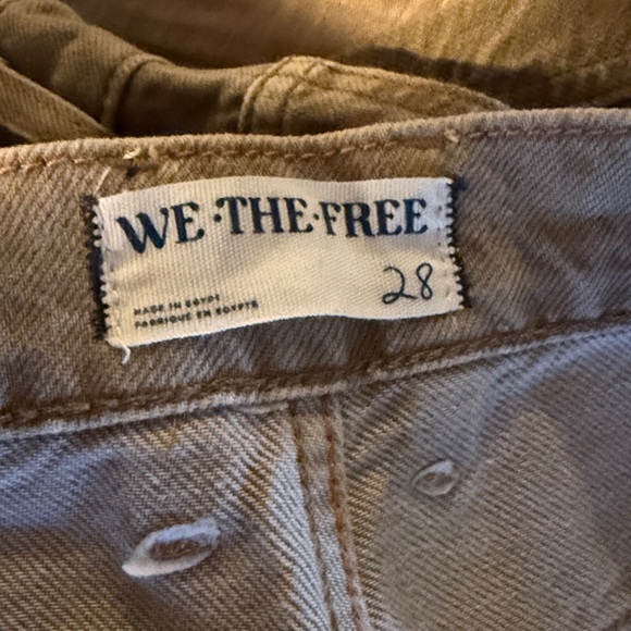 We The Free Beige Cuffed Boyfriend Jeans - Picture 4 of 6